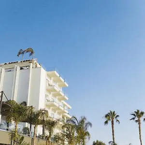 Demi Hotell